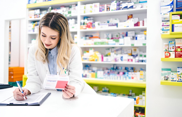 Responsibilities of a Pharmacy Technician