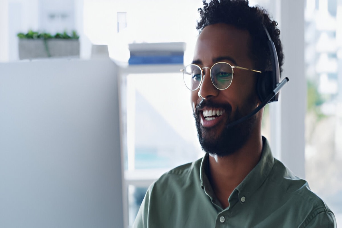 Achieving Seamless Customer Service: The Importance of Mobile Integration in Contact Center Software